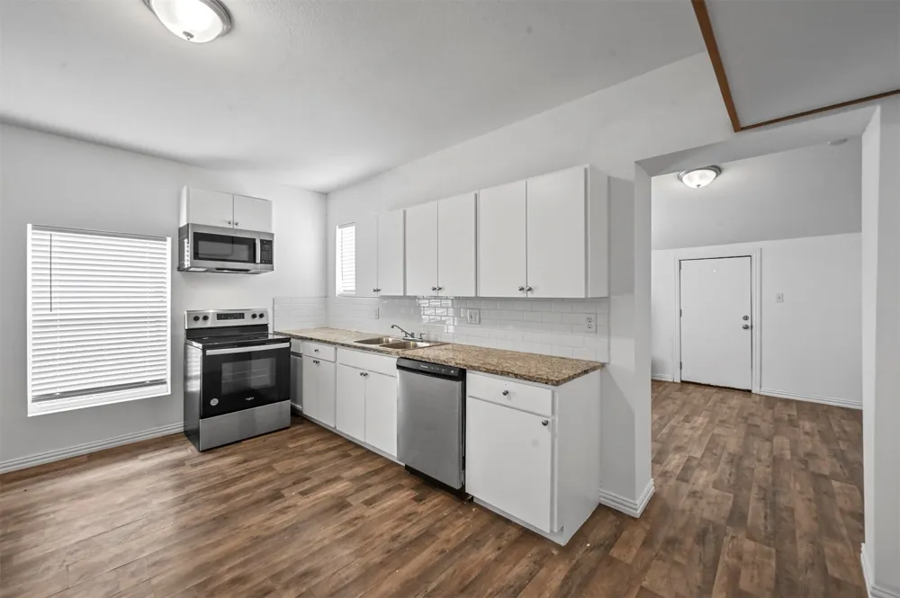 708 W Day Street Denison, TX 75020