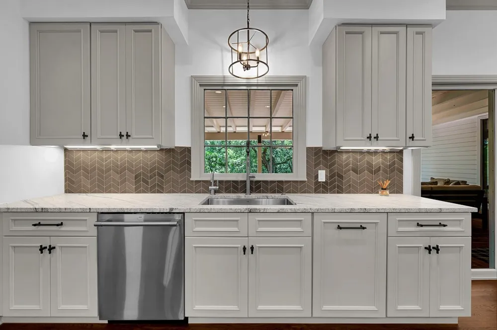 2825 Lake Air Drive Waco, TX 76710