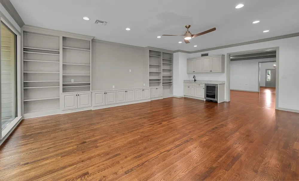 2825 Lake Air Drive Waco, TX 76710