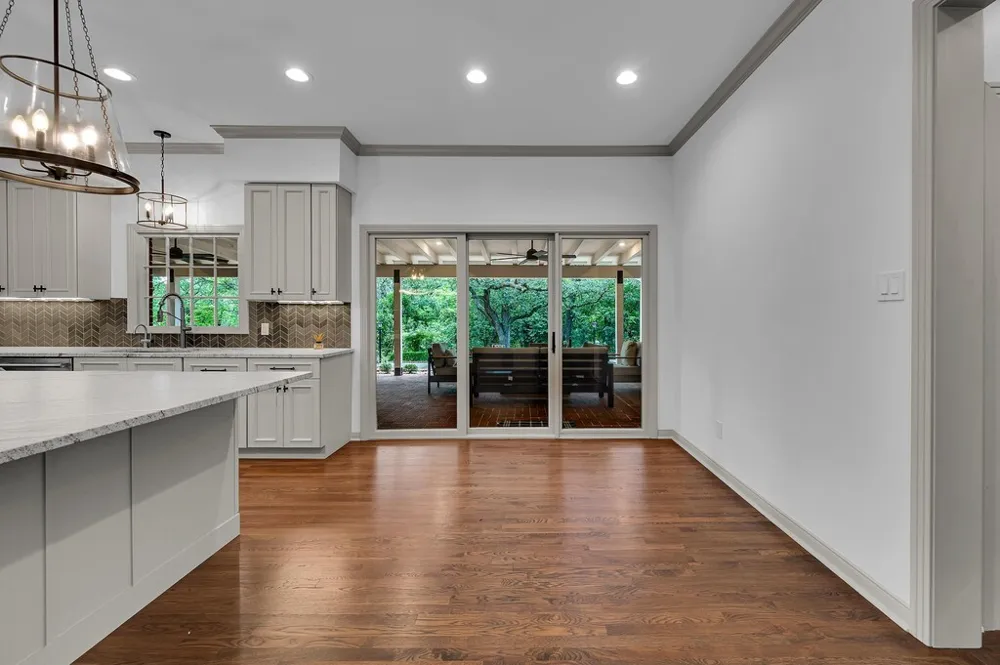 2825 Lake Air Drive Waco, TX 76710
