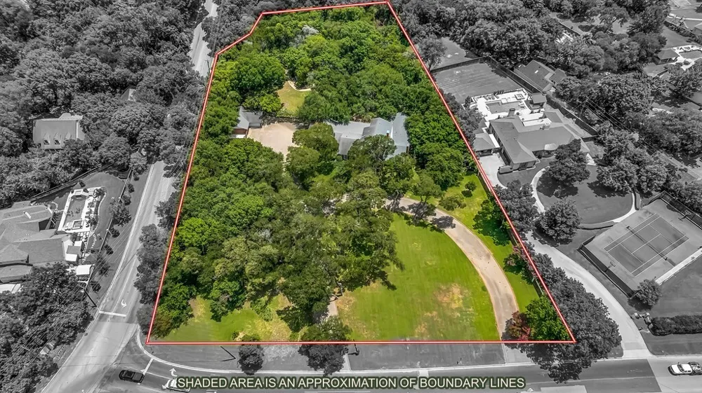2825 Lake Air Drive Waco, TX 76710