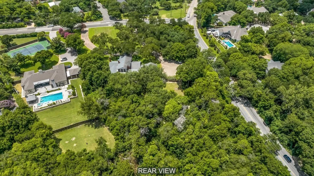 2825 Lake Air Drive Waco, TX 76710