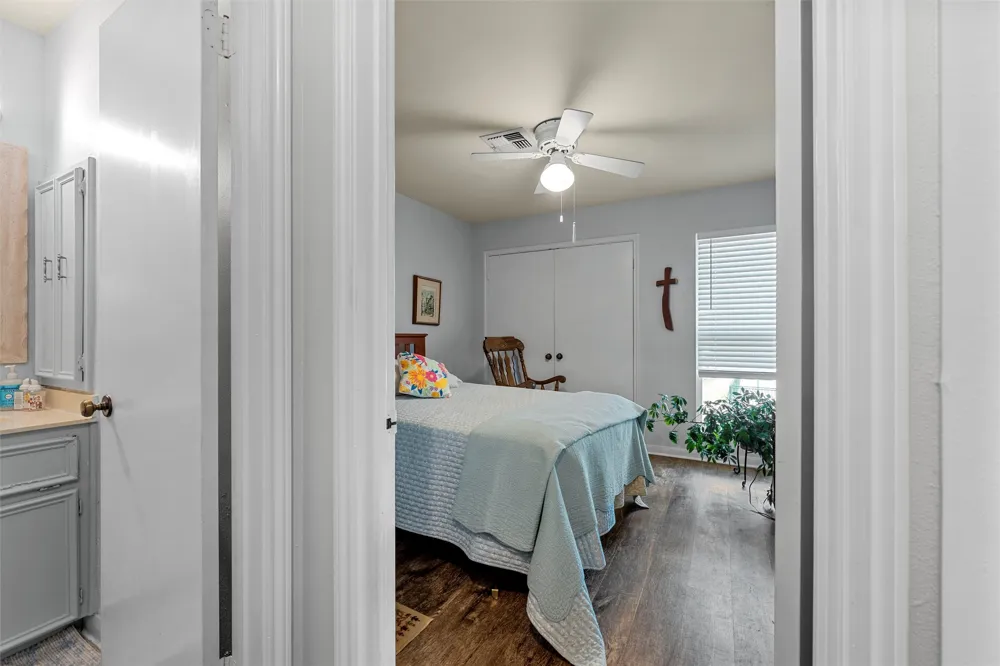 2905 Lake Shore Drive #204 Waco, TX 76708