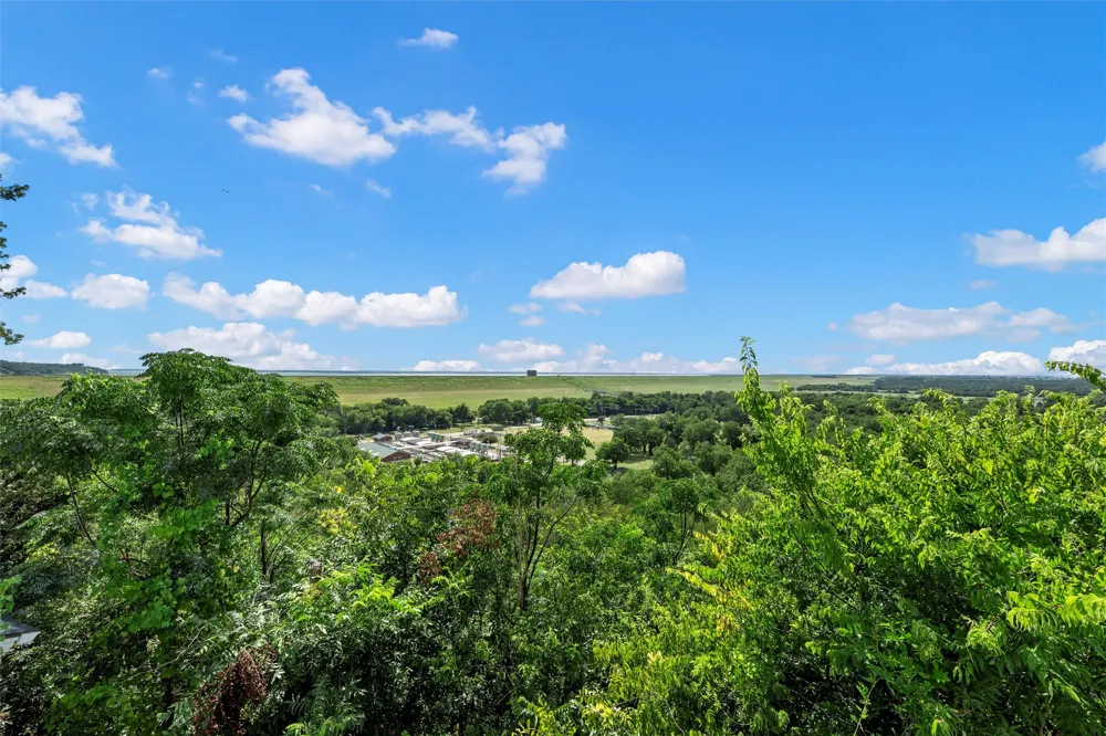 2905 Lake Shore Drive #204 Waco, TX 76708