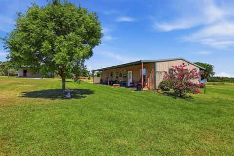 5770 W Highway 199