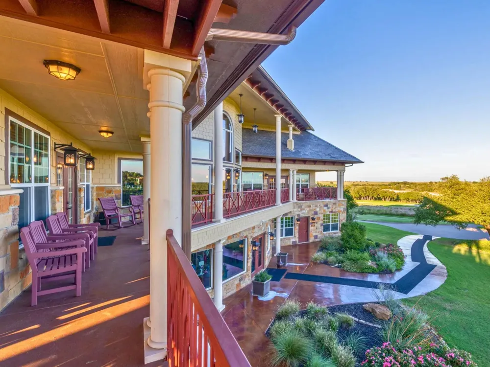 6122 Castle Stuart Drive Cleburne, TX 76033