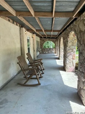 261 CR 402 Beeville, TX 78102