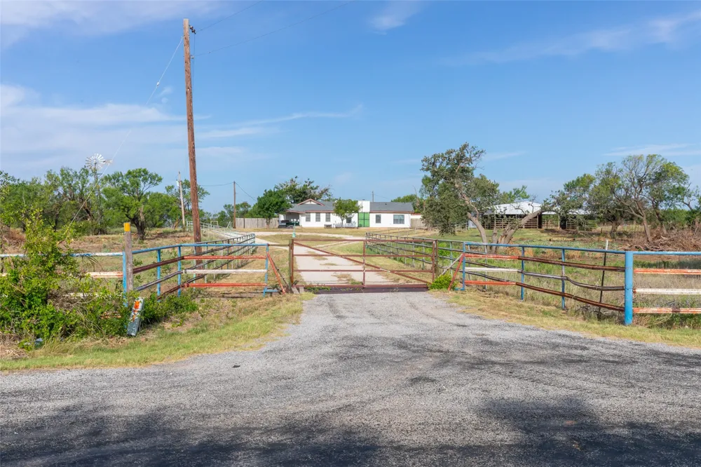 7449 Fm 707 Anson, TX 79501