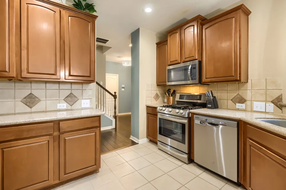 617 Raford Hill Lane Richardson, TX 75081