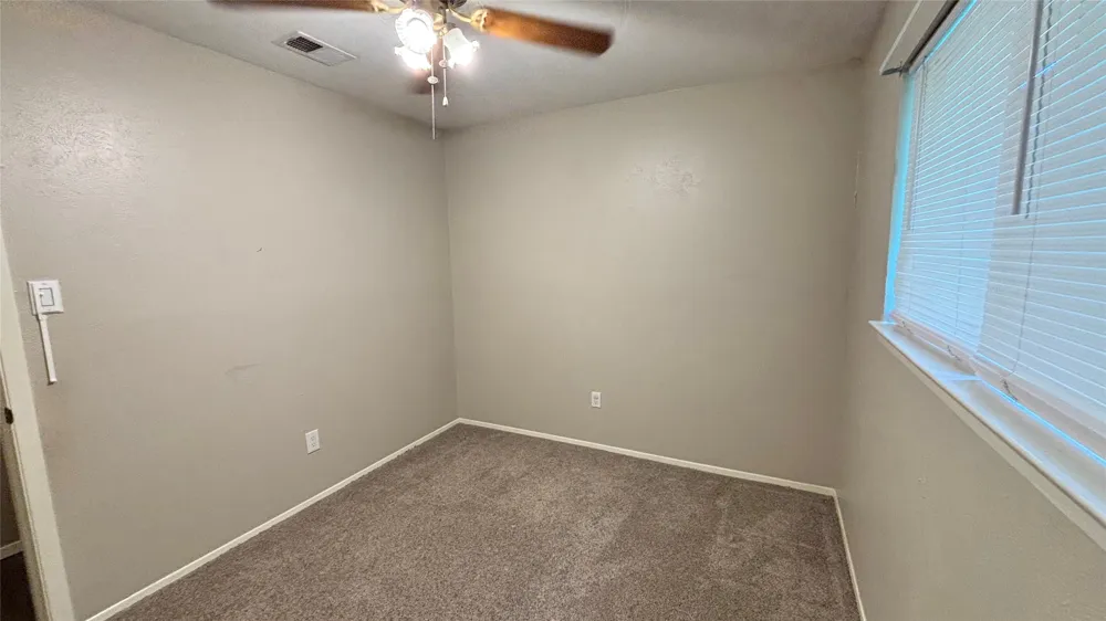 1117 High Point Road Arlington, TX 76015