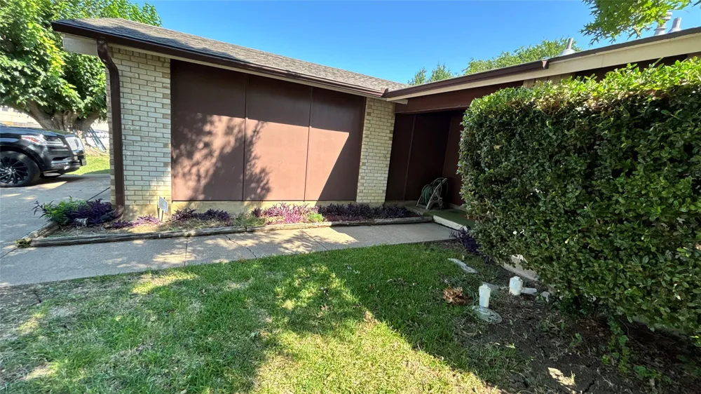 1117 High Point Road Arlington, TX 76015
