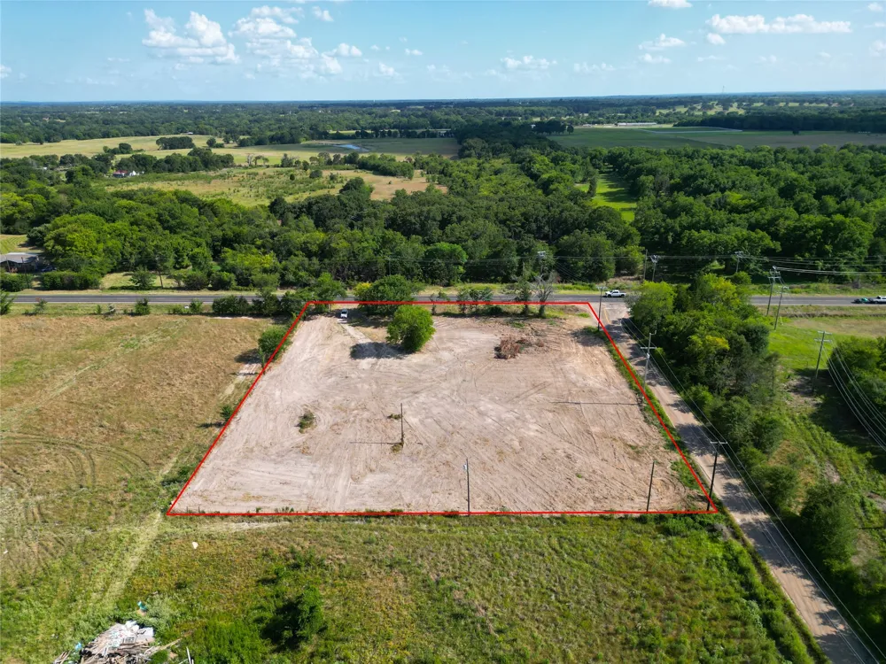 2324 E Main Street Gun Barrel City, TX 75156