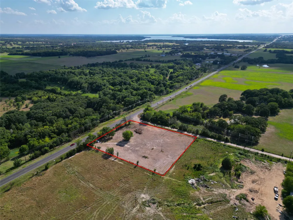 2324 E Main Street Gun Barrel City, TX 75156