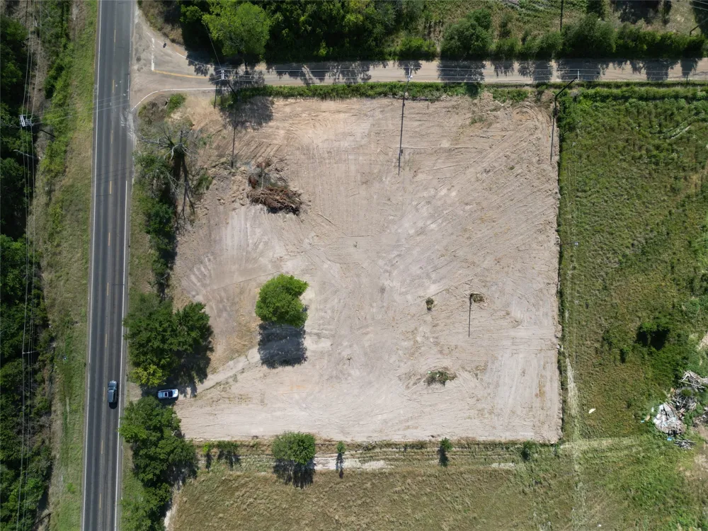 2324 E Main Street Gun Barrel City, TX 75156