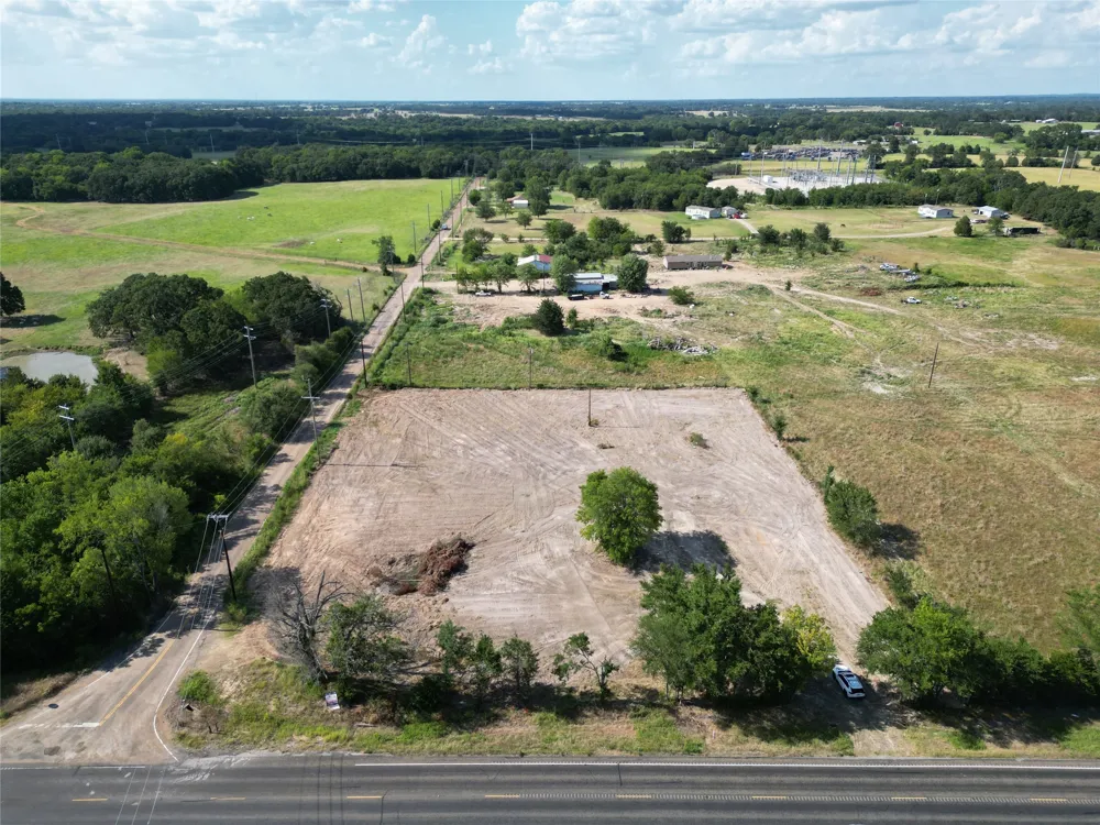 2324 E Main Street Gun Barrel City, TX 75156