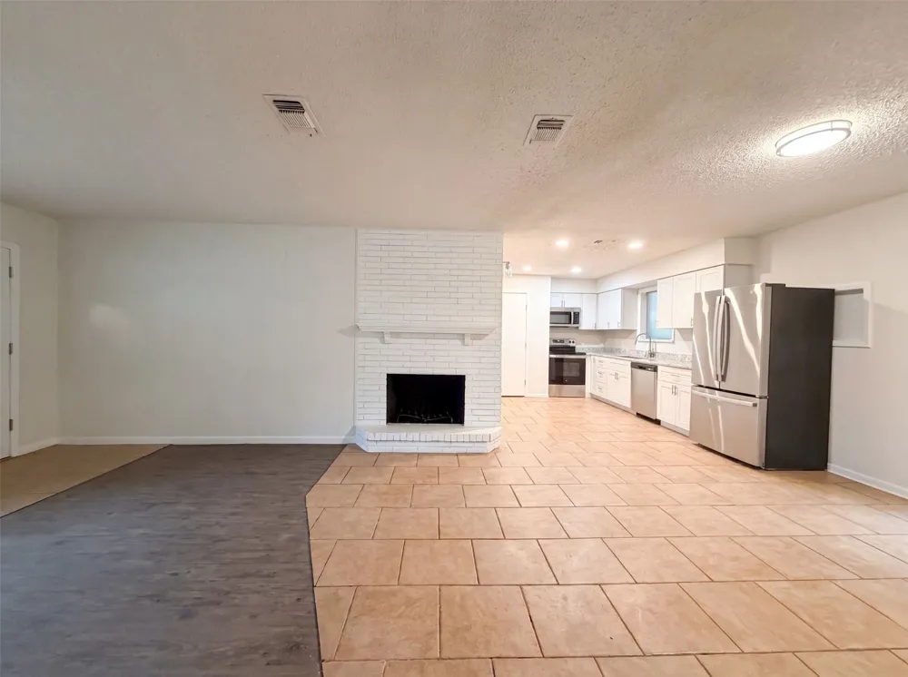 437 Denison Drive Pottsboro, TX 75076