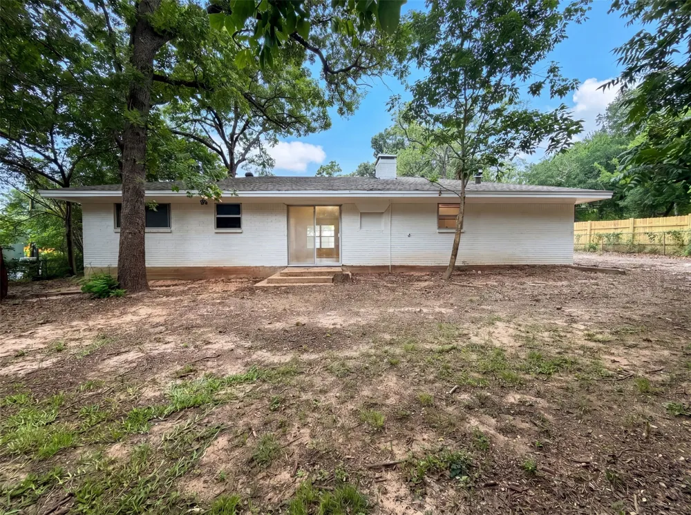 437 Denison Drive Pottsboro, TX 75076