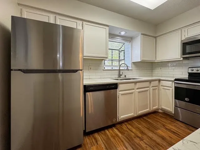 15151 Berry Trail #805 Dallas, TX 75248