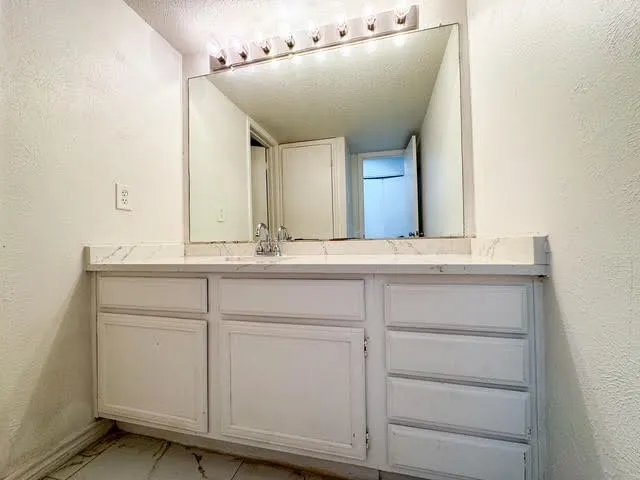 15151 Berry Trail #805 Dallas, TX 75248