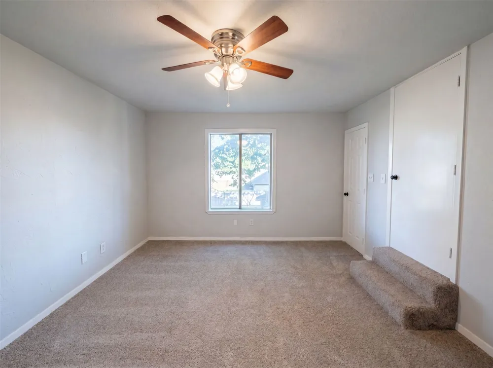 4526 S Horseshoe Trail The Colony, TX 75056
