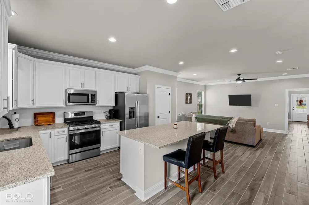 784 Crozier Drive Bossier City, LA 71111