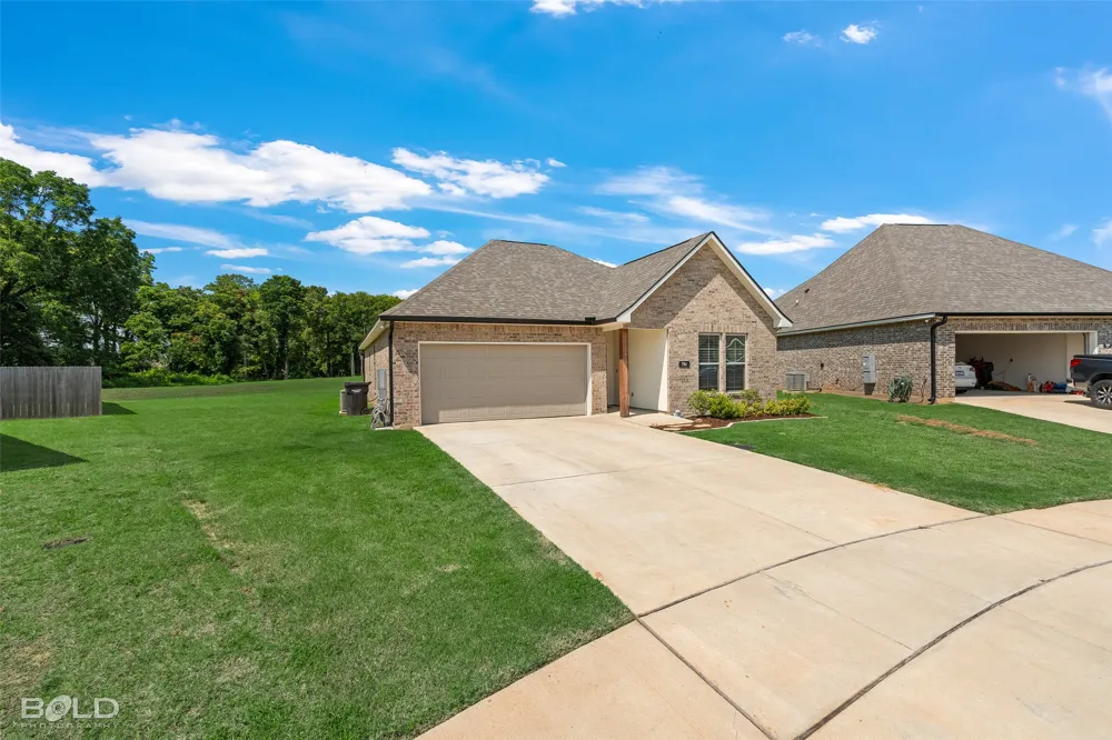 784 Crozier Drive Bossier City, LA 71111
