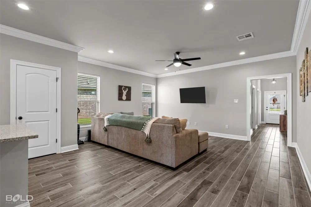 784 Crozier Drive Bossier City, LA 71111