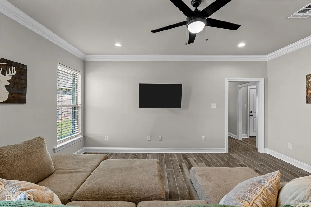 784 Crozier Drive Bossier City, LA 71111