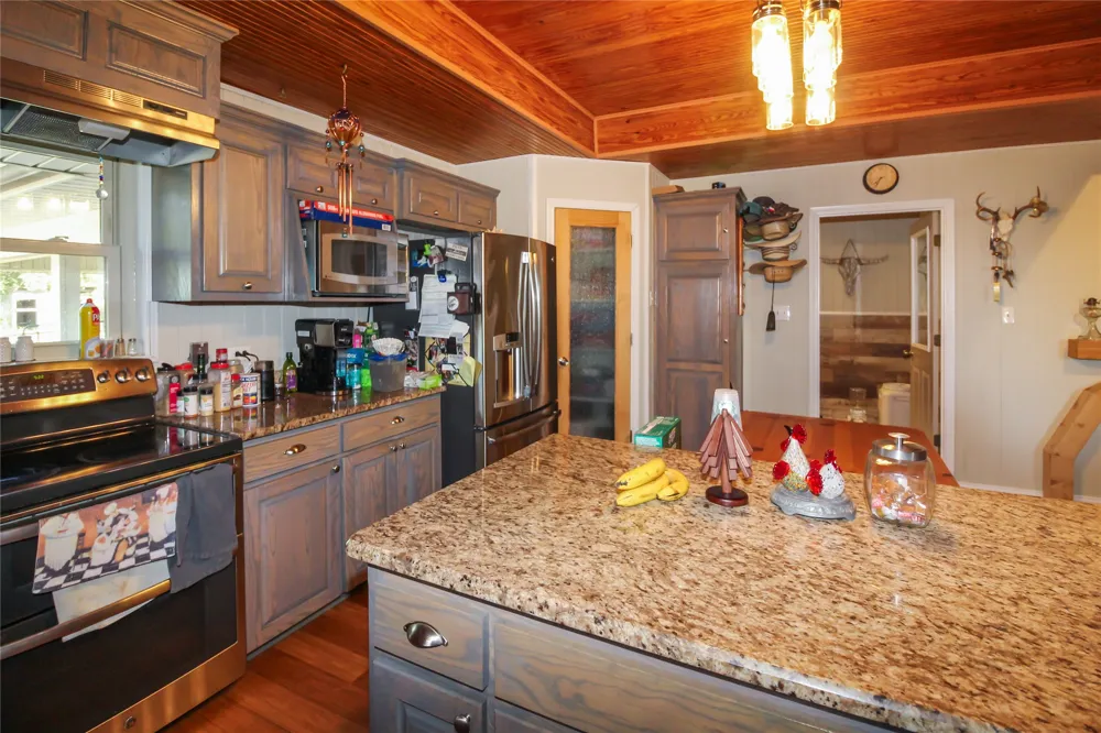 1001 Sandy Ridge Road Scurry, TX 75158
