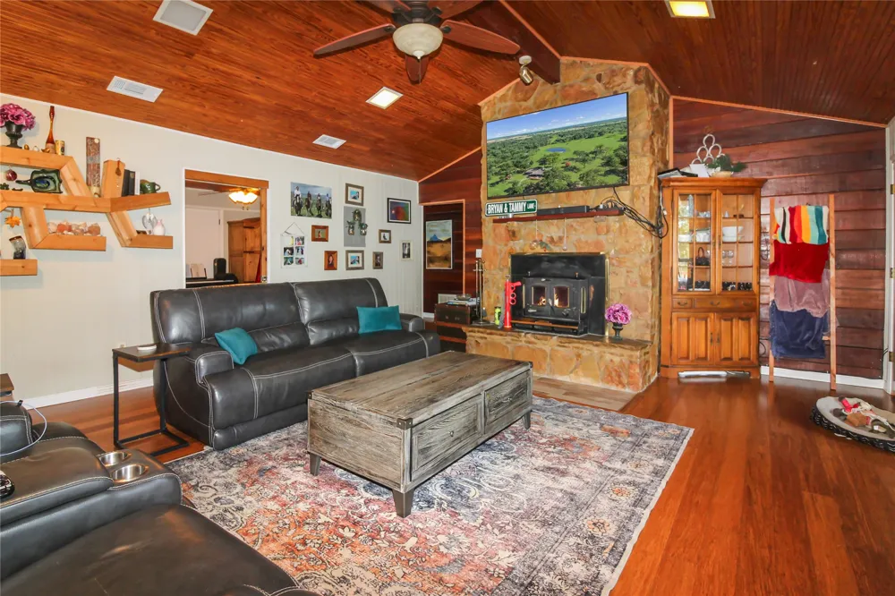 1001 Sandy Ridge Road Scurry, TX 75158