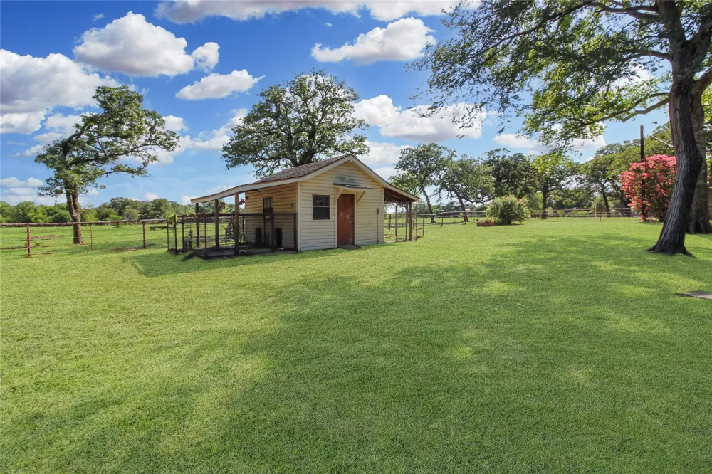 1001 Sandy Ridge Road Scurry, TX 75158