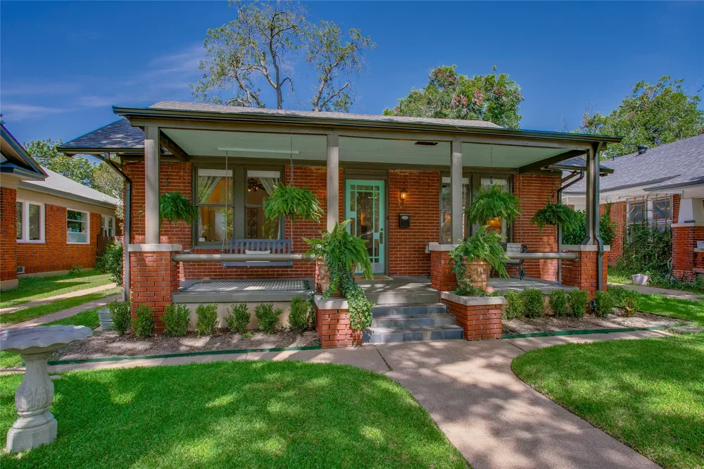 623 Montclair Avenue Dallas, TX 75208