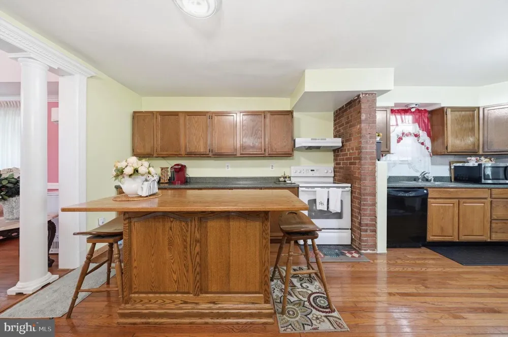 6600 LIVINGSTON ROAD Oxon Hill, MD 20745