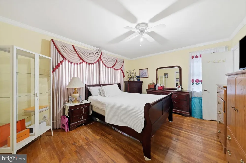 6600 LIVINGSTON ROAD Oxon Hill, MD 20745