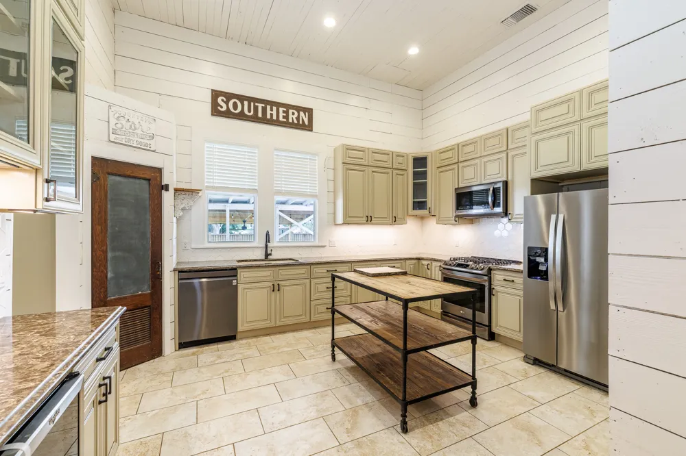 604 Saint Michael Street Gonzales, TX 78629
