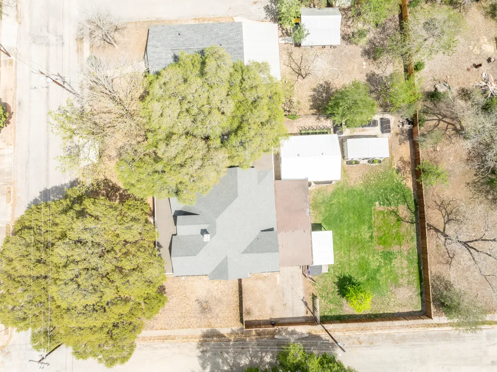 604 Saint Michael Street Gonzales, TX 78629