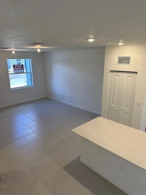 1154 SE 2 STREET Florida City, FL 33034