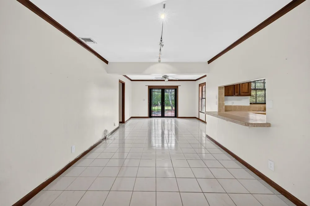 2060 Tropic Isle Lauderdale By The Sea, FL 33062