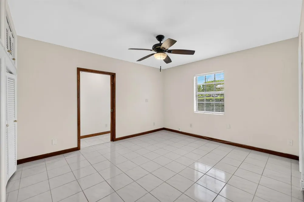 2060 Tropic Isle Lauderdale By The Sea, FL 33062
