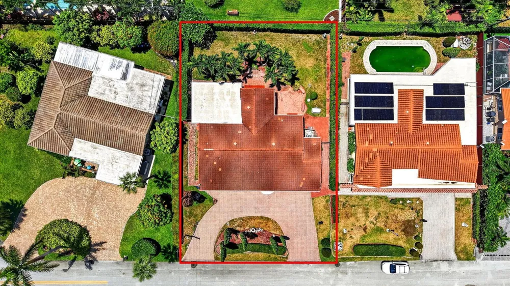 2060 Tropic Isle Lauderdale By The Sea, FL 33062