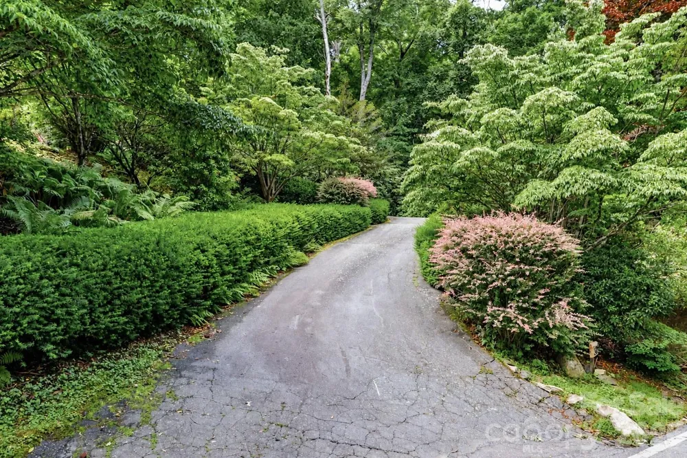 315 Green Hill Woods Blowing Rock, NC 28605