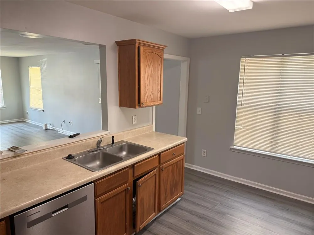 6229 Hickory Lane Circle Union City, GA 30291
