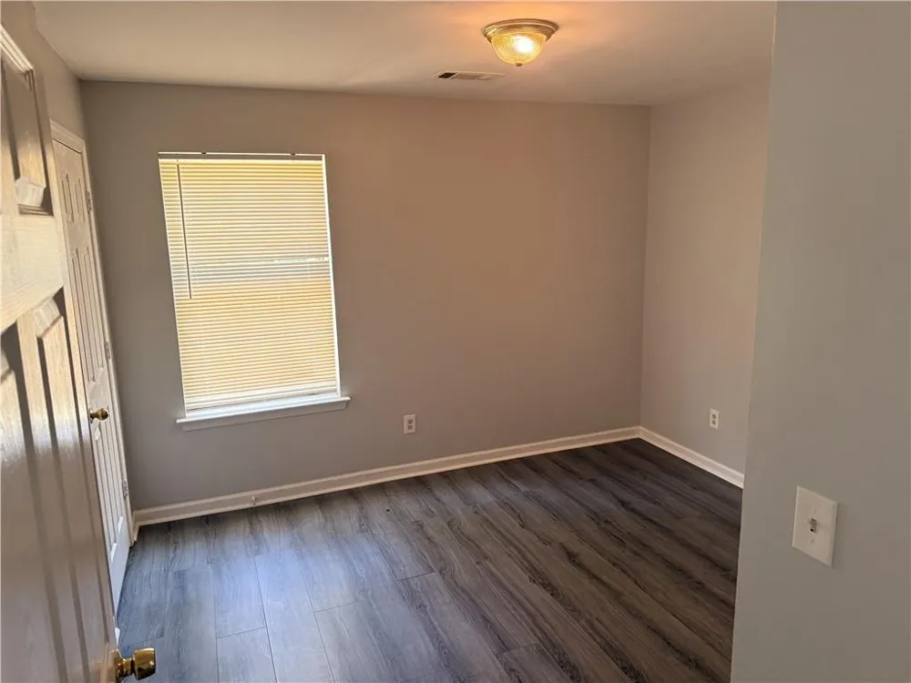 6229 Hickory Lane Circle Union City, GA 30291