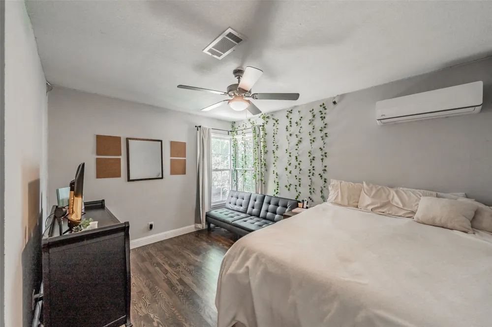 3209 Crites Street Richland Hills, TX 76118