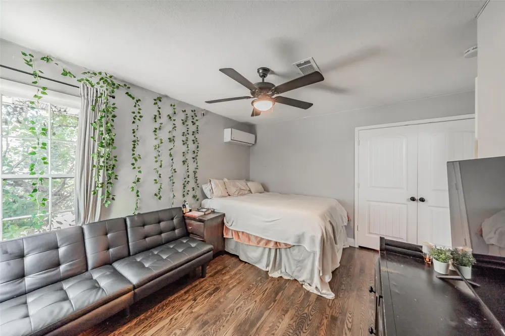 3209 Crites Street Richland Hills, TX 76118