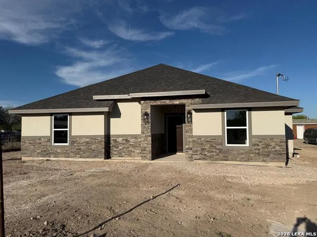 3204 CALLE TERESA Eagle Pass, TX 78852