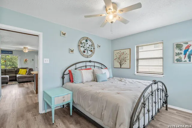 806 CLEN OAK PKWY Burnet, TX 78611