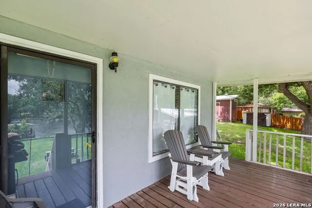 806 CLEN OAK PKWY Burnet, TX 78611