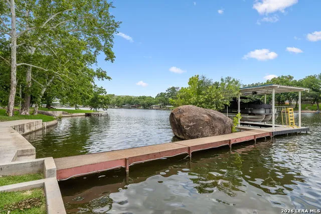 806 CLEN OAK PKWY Burnet, TX 78611