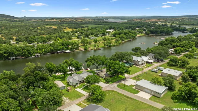 806 CLEN OAK PKWY Burnet, TX 78611